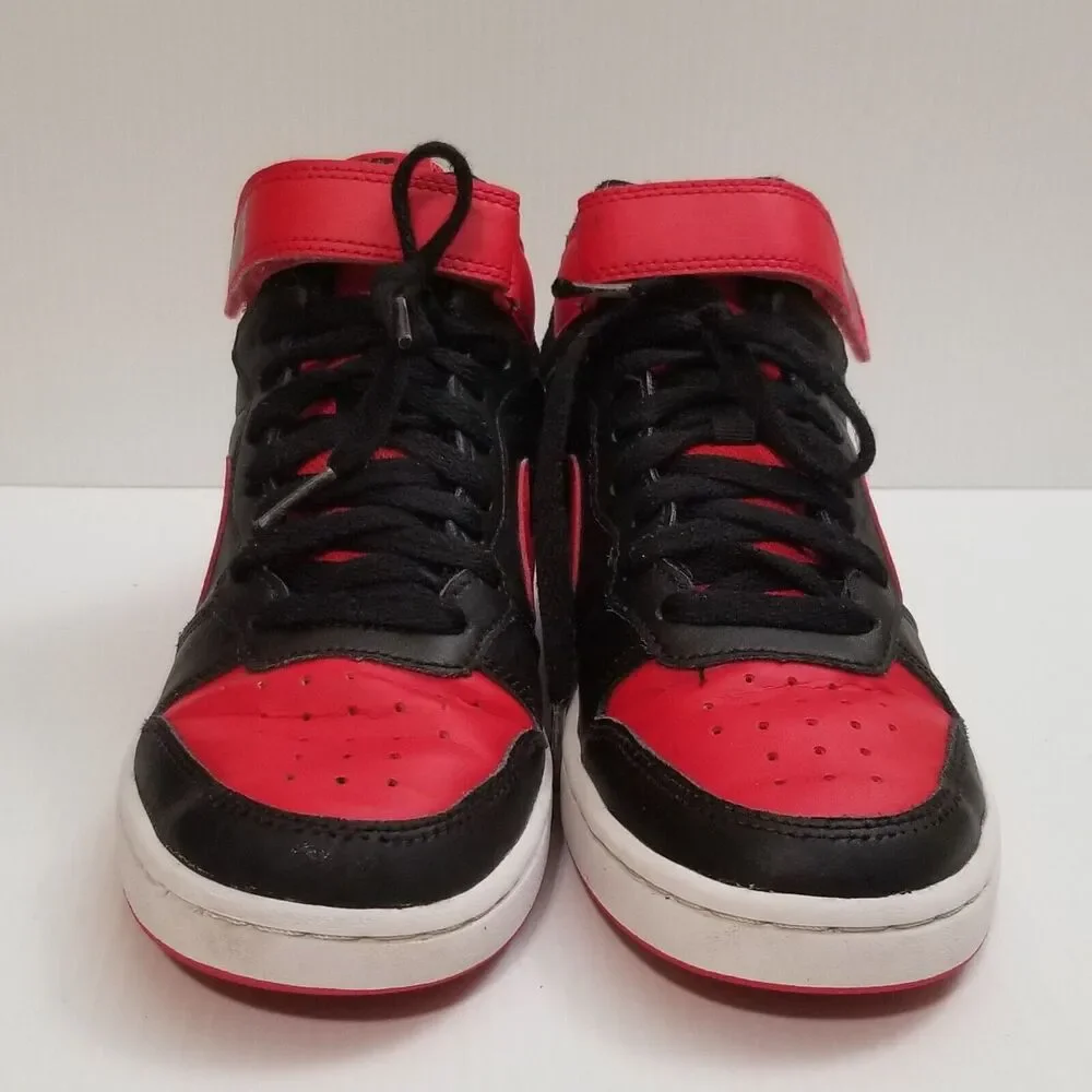 Nike boys court